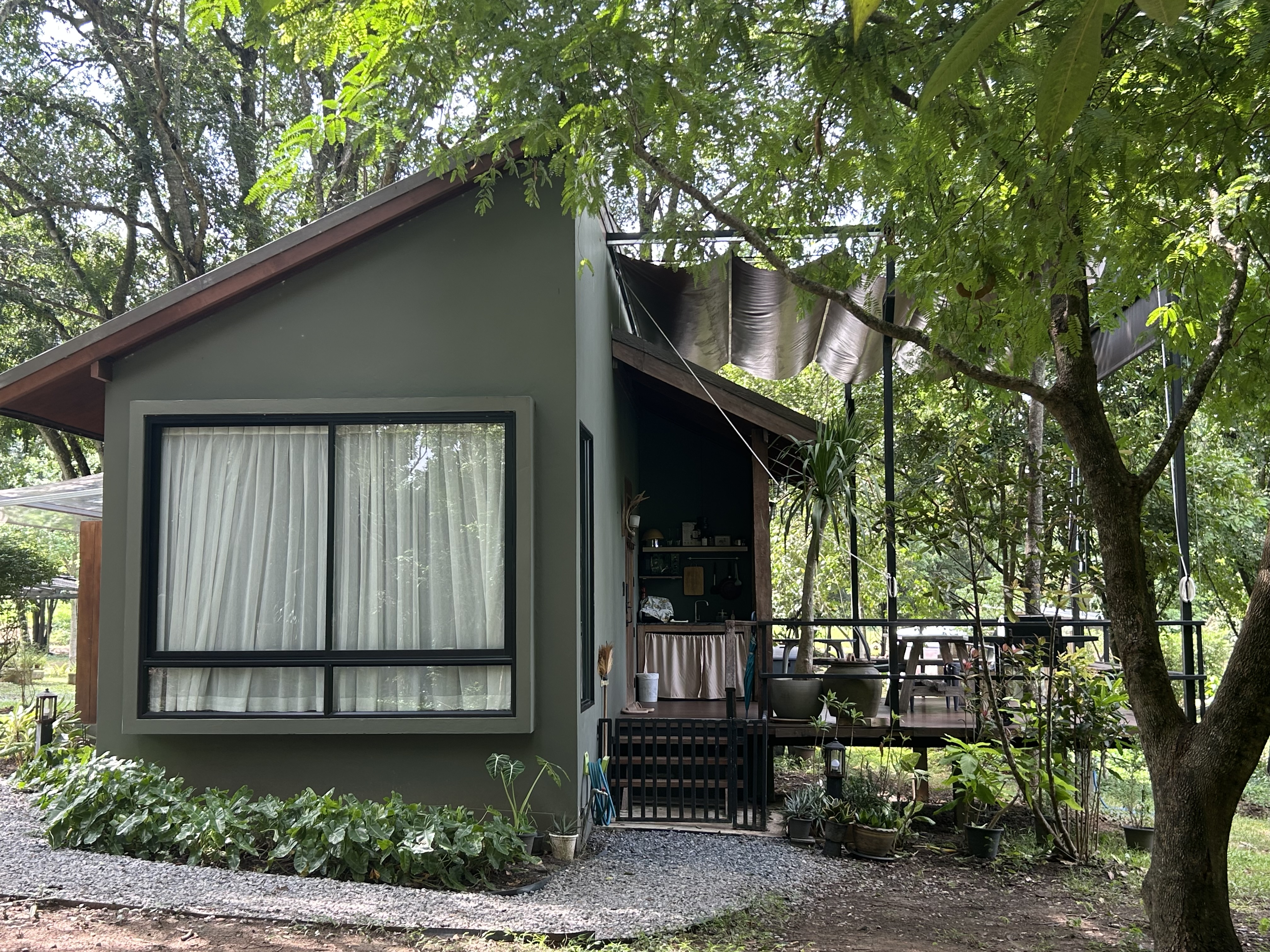 Rabbit hole exterior